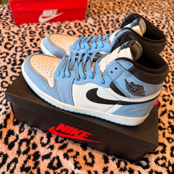 Nike Other - Nike Air Jordan 1 Retro High OG - University Blues